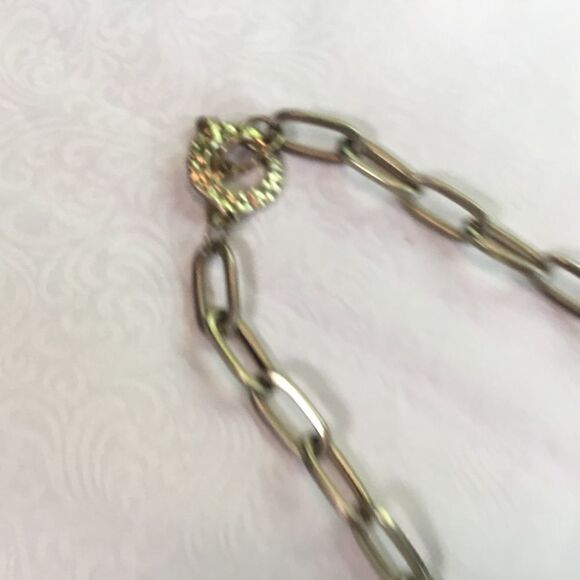 Goldtone Oval Link Necklace - Picture 3 of 4